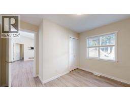 4942 Kyllo Road, 108 Mile Ranch, BC V0K2Z0 Photo 17