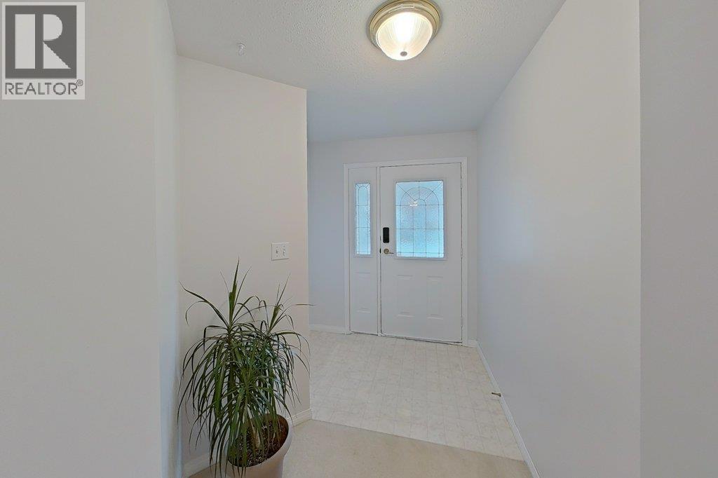 #4 6514 Meadows Drive - 35