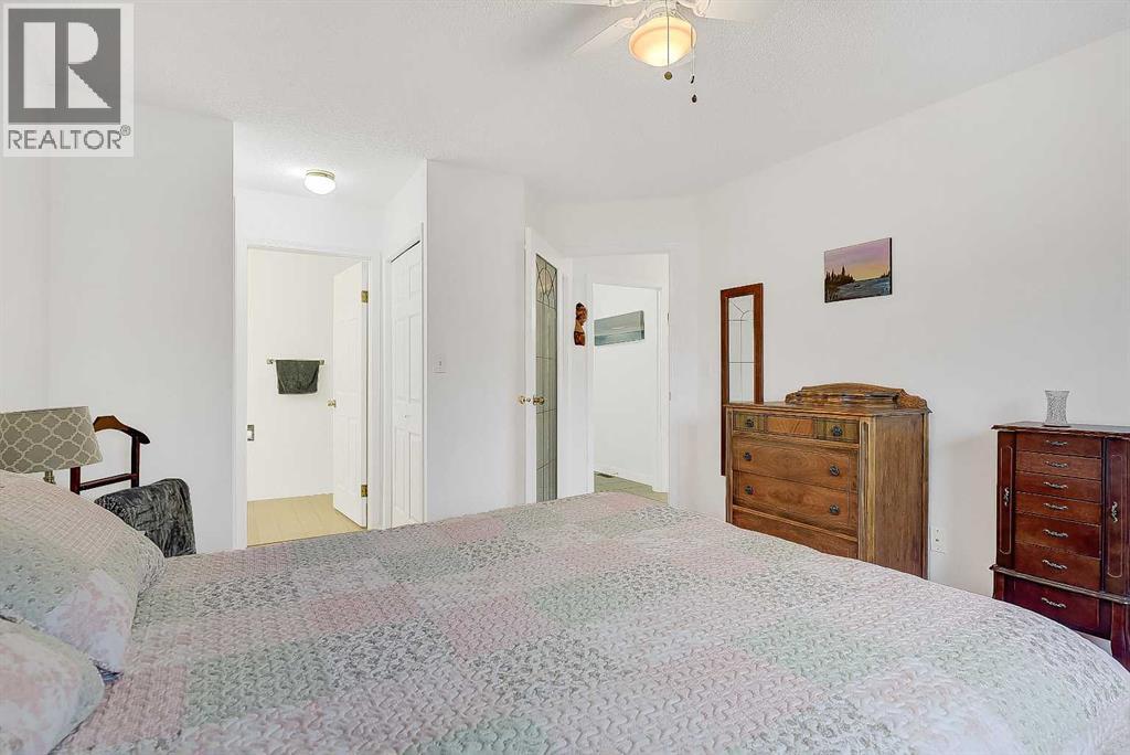 8935 105 Avenue - 18