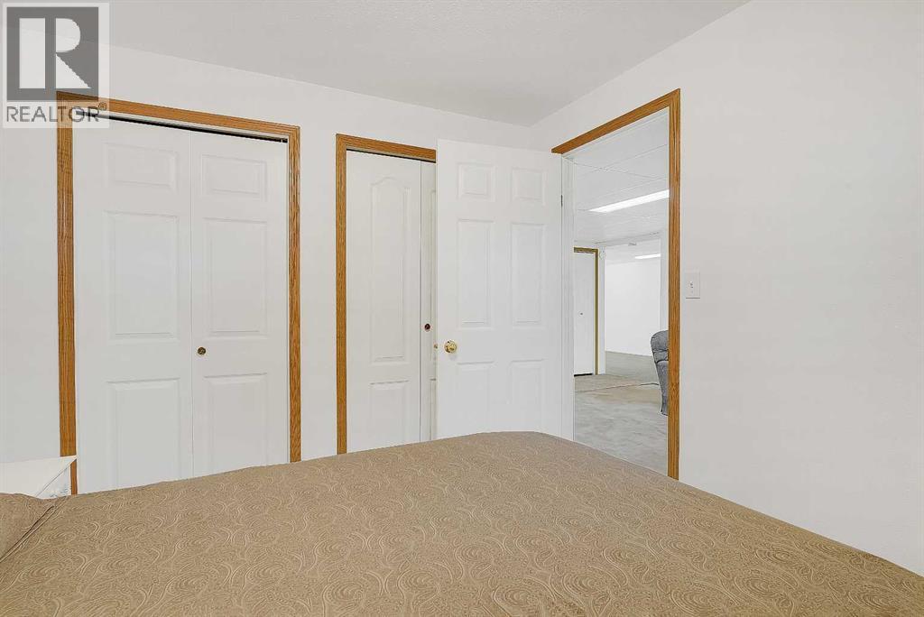 8935 105 Avenue - Image 24