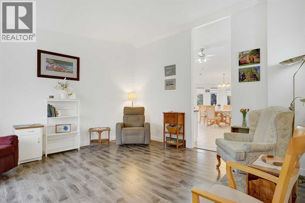 8935 105 Avenue - 3