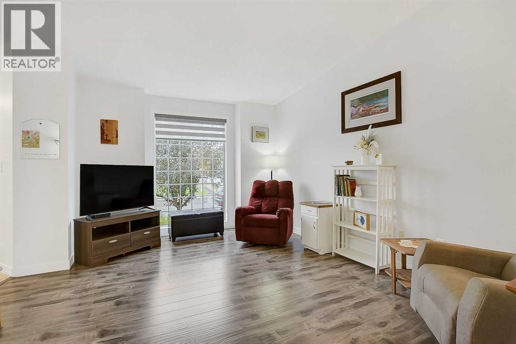 8935 105 Avenue - 6