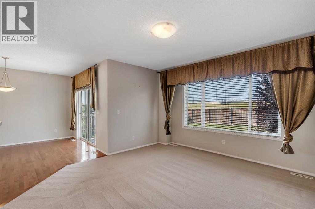 184 Everglen Way SW - 4