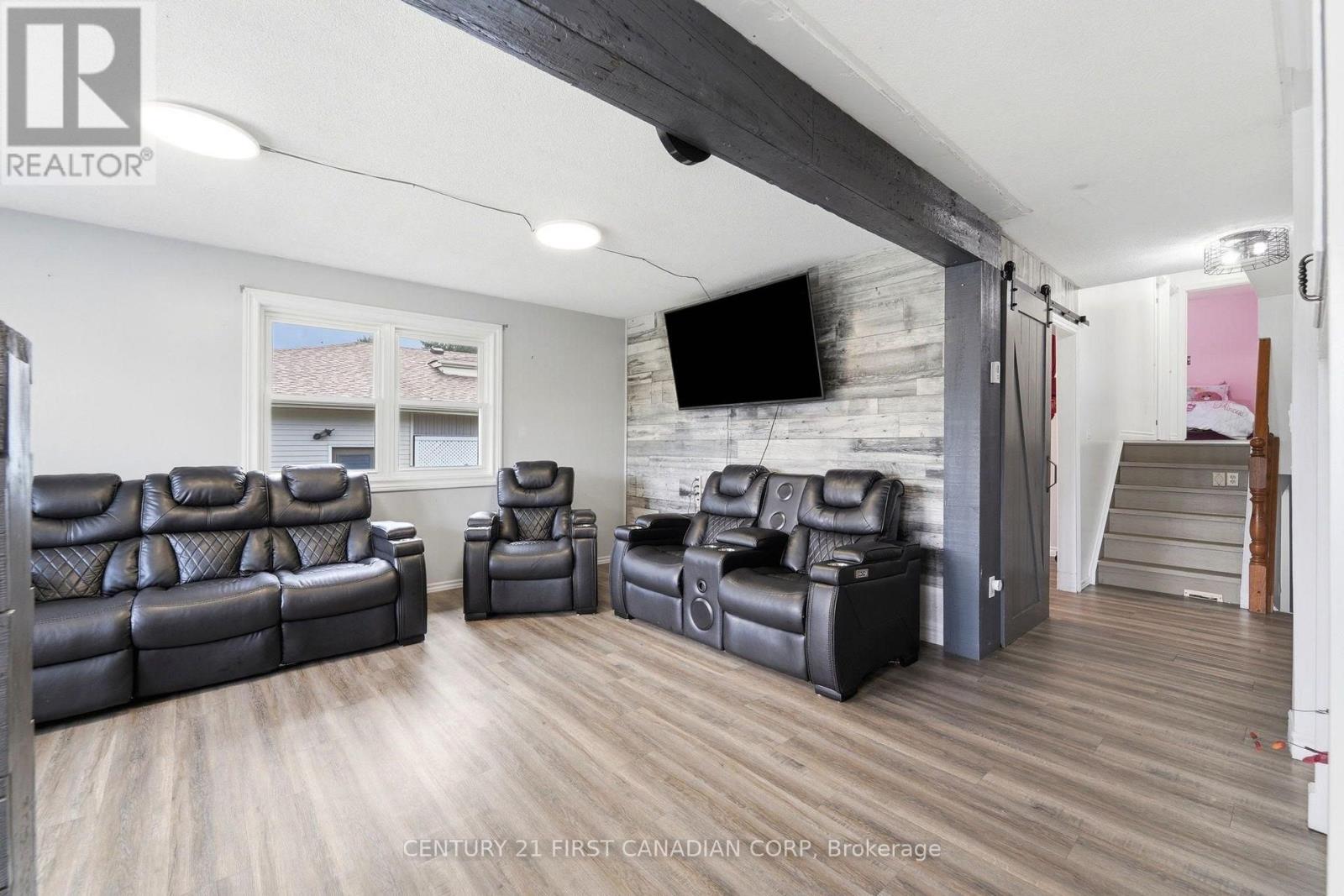 71 EDWARD STREET - 4