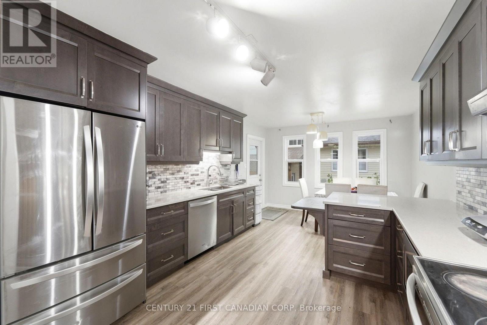 71 EDWARD STREET - 8