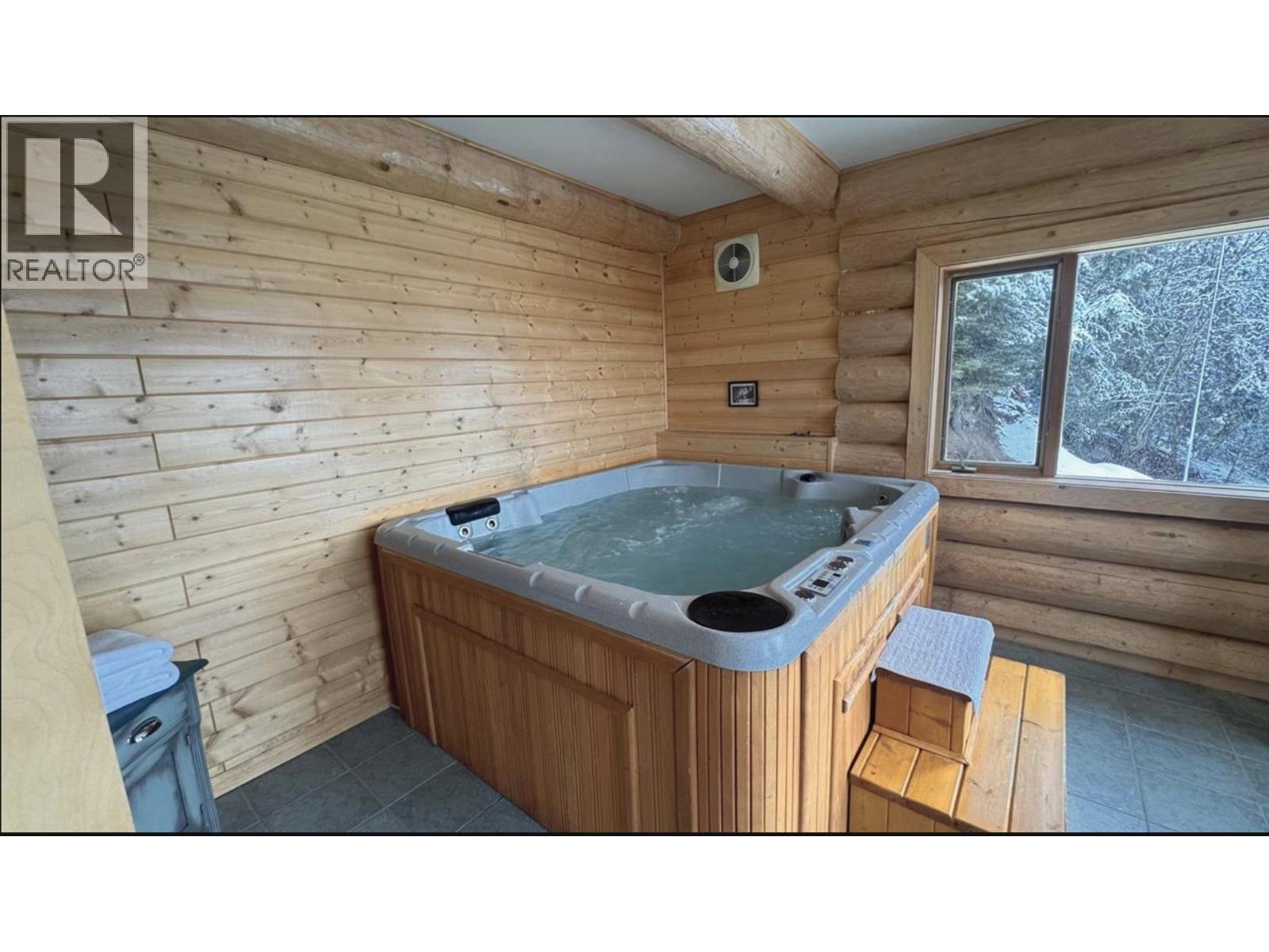 5278 KALLUM DRIVE - 29