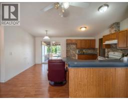 Full ensuite bathroom - 327 97a Highway, Spallumcheen, BC V0E1B6 Photo 14