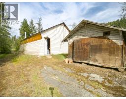 327 97a Highway, Spallumcheen, BC V0E1B6 Photo 43