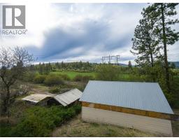 327 97a Highway, Spallumcheen, BC V0E1B6 Photo 42
