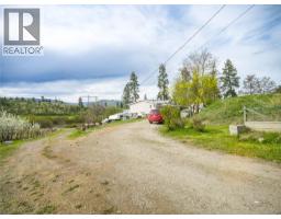 327 97a Highway, Spallumcheen, BC V0E1B6 Photo 47