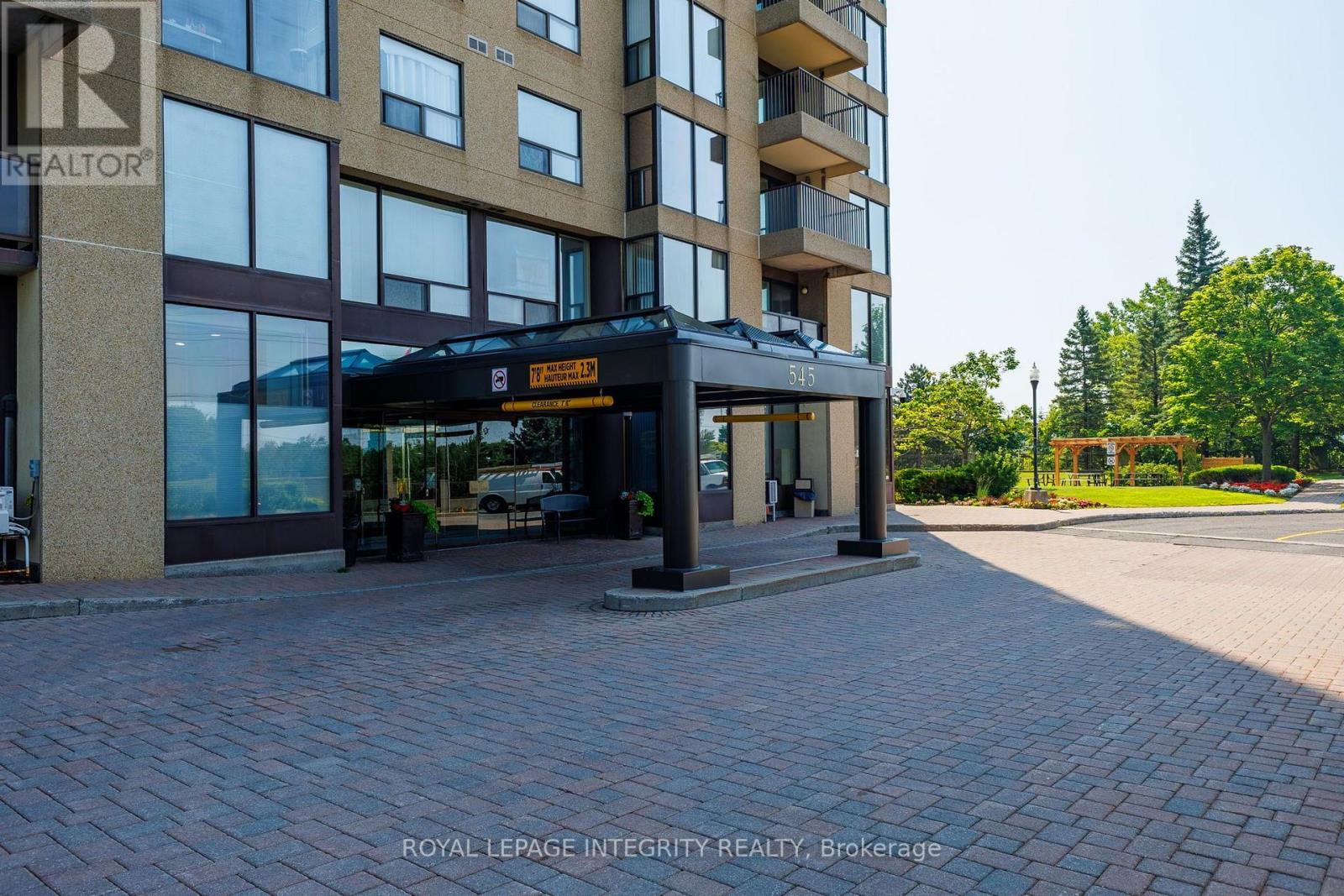 2 Bed, 2 Bath Apartment for Sale in Ottawa – 803 – 545 ST LAURENT BOULEVARD, Ottawa – MLS# X13746070 - Image 40