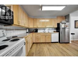 416, 723 57 Avenue SW - photo 15