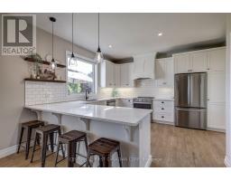 Kitchen - 35681 Talbot Line, Southwold, ON N0L2E0 Photo 11