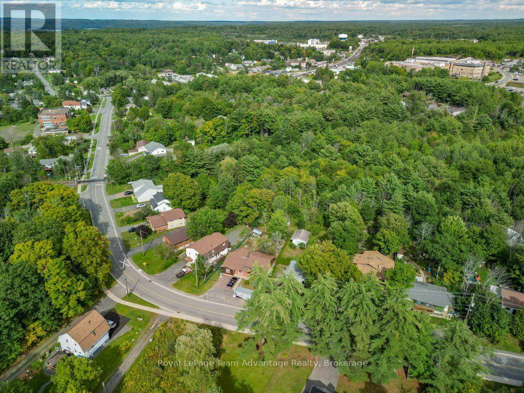 30A FOREST STREET - Image 37