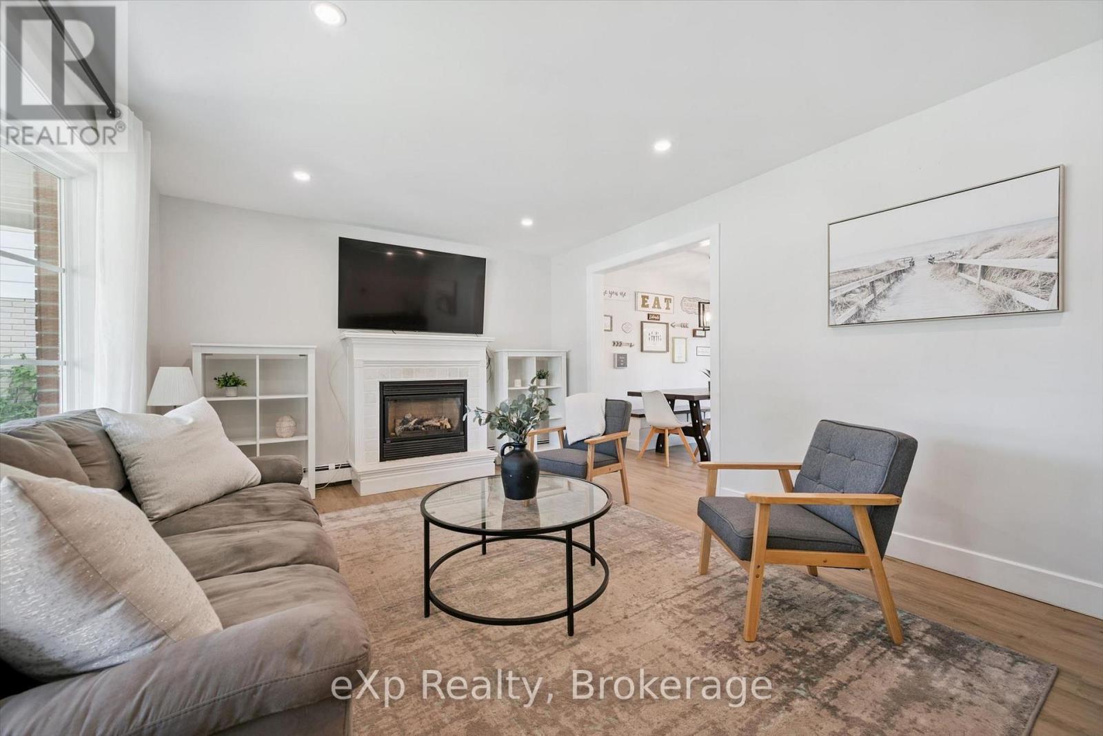 17 CARMINE PLACE - 9