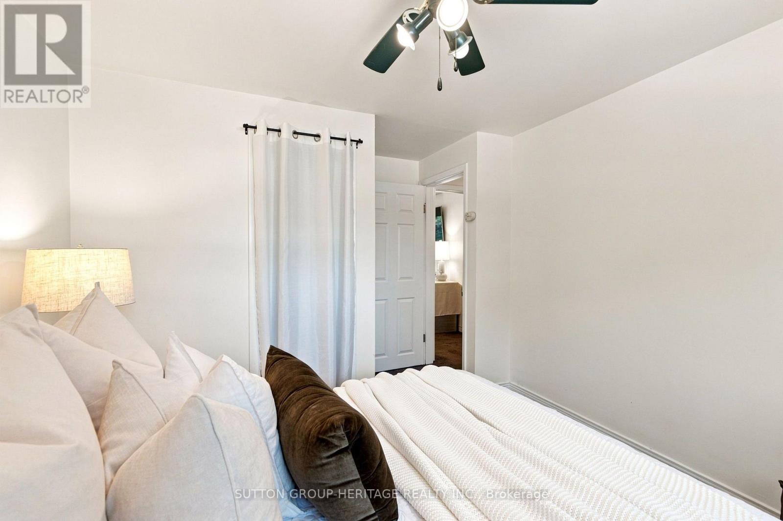 843 CARNATION COURT - 40