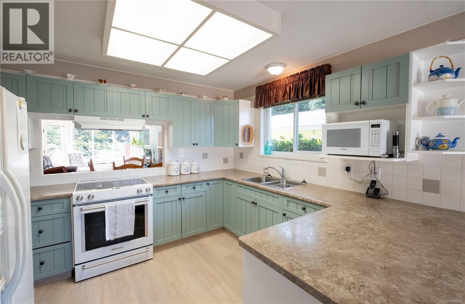 #19 605 Rockland Rd - Image 16