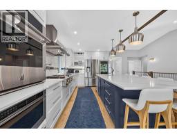 Kitchen - 12 Sunset Way, Priddis Greens, AB T0L1W3 Photo 7
