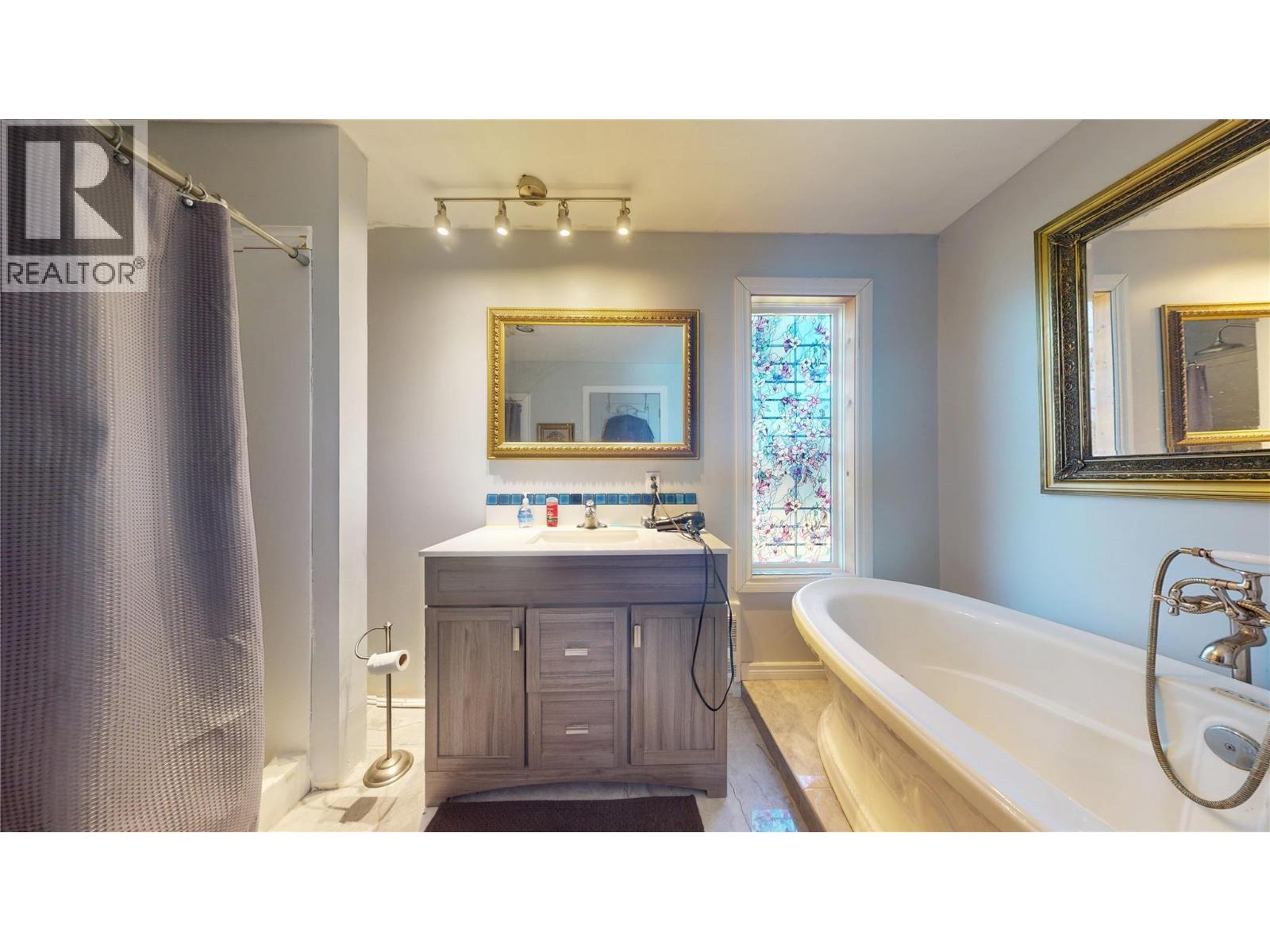 6604 Dogwood Road - 12