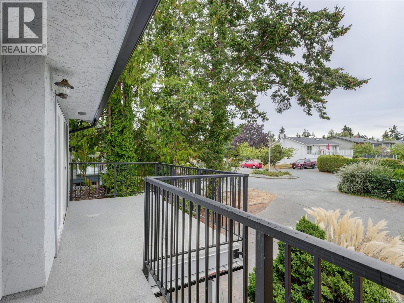  4468 Fairmont Place, Saanich