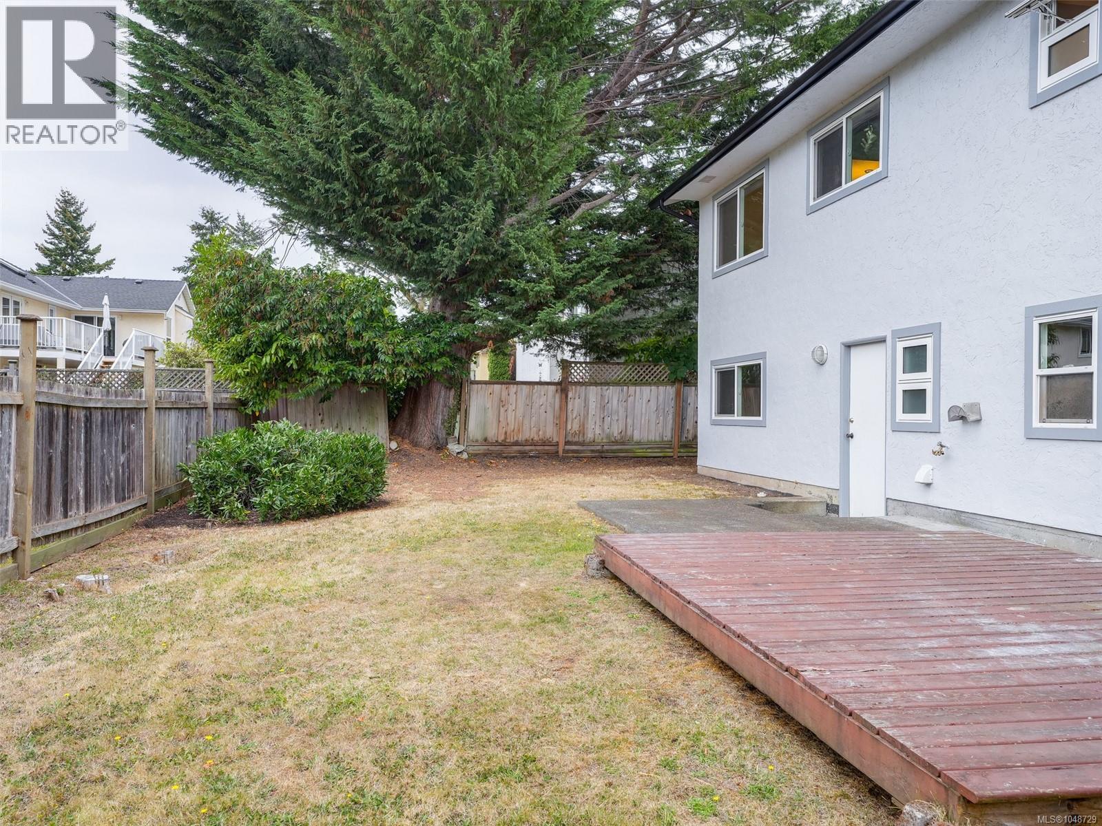  4468 Fairmont Place, Saanich