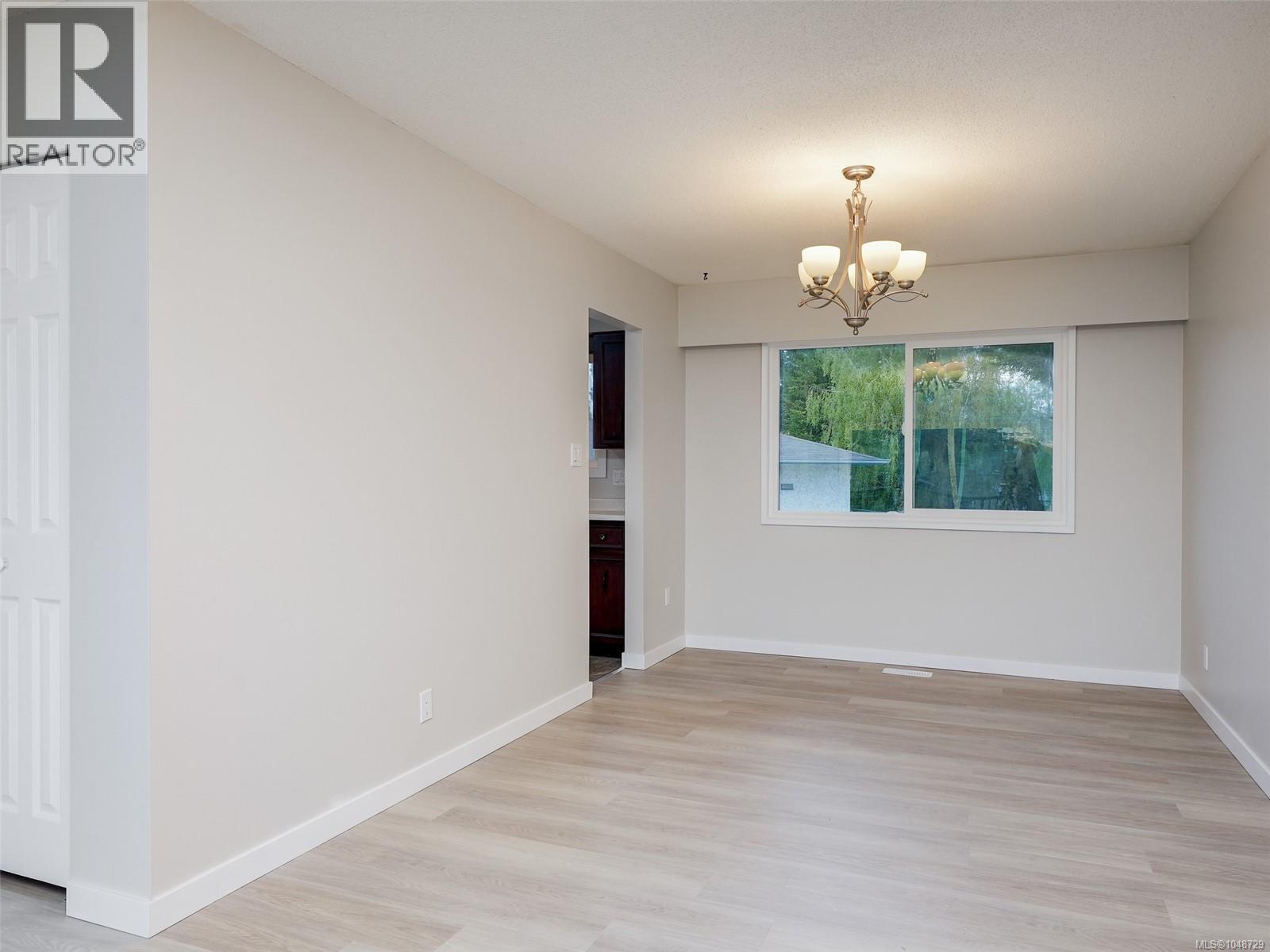  4468 Fairmont Place, Saanich