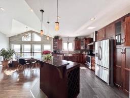 110 7th Avenue, Rivers, MB R0K1X0 Photo 9