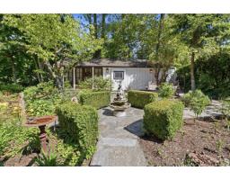 12682 Crescent Road, Surrey, BC V4A2V5 Photo 28