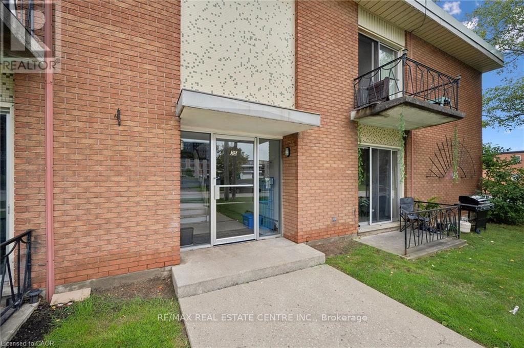25 WALTON AVENUE - 2