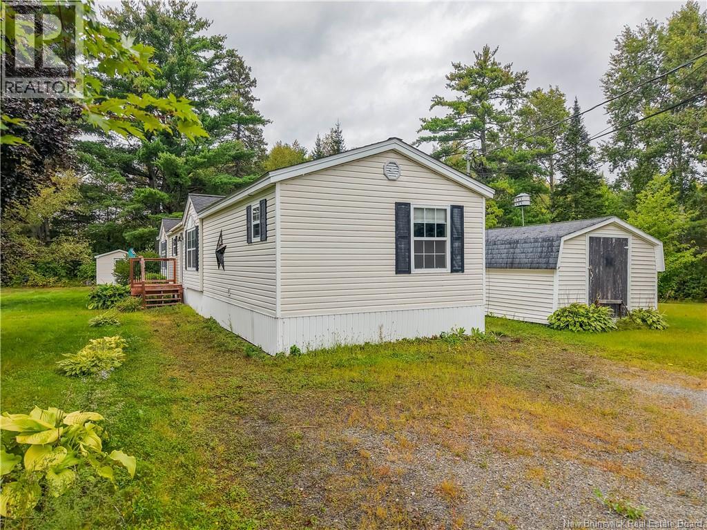 9 Crab Tree Lane - 2