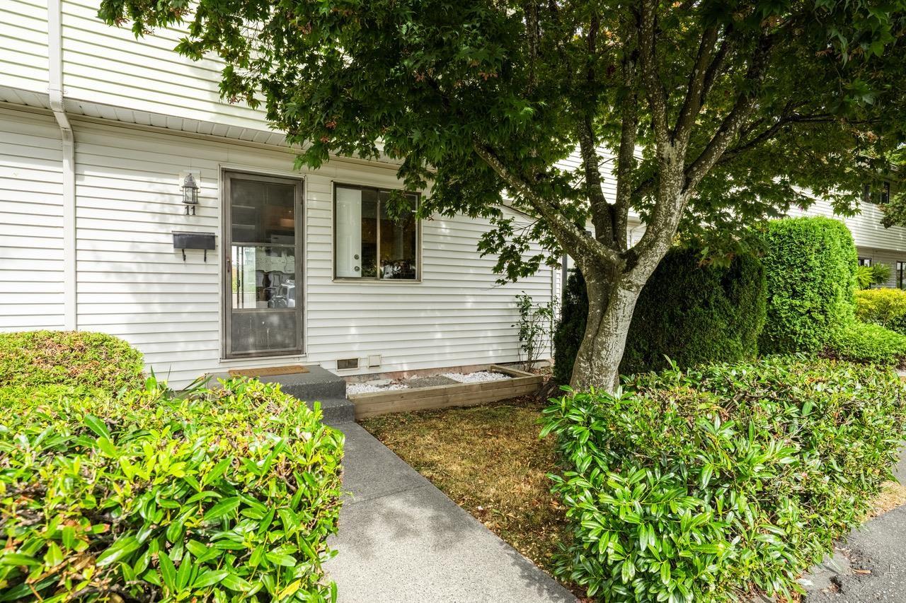 Property for sale at 11 5351 200 STREET