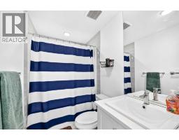 162 Silverado Boulevard SW - photo 27