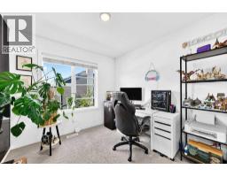 162 Silverado Boulevard SW - photo 20