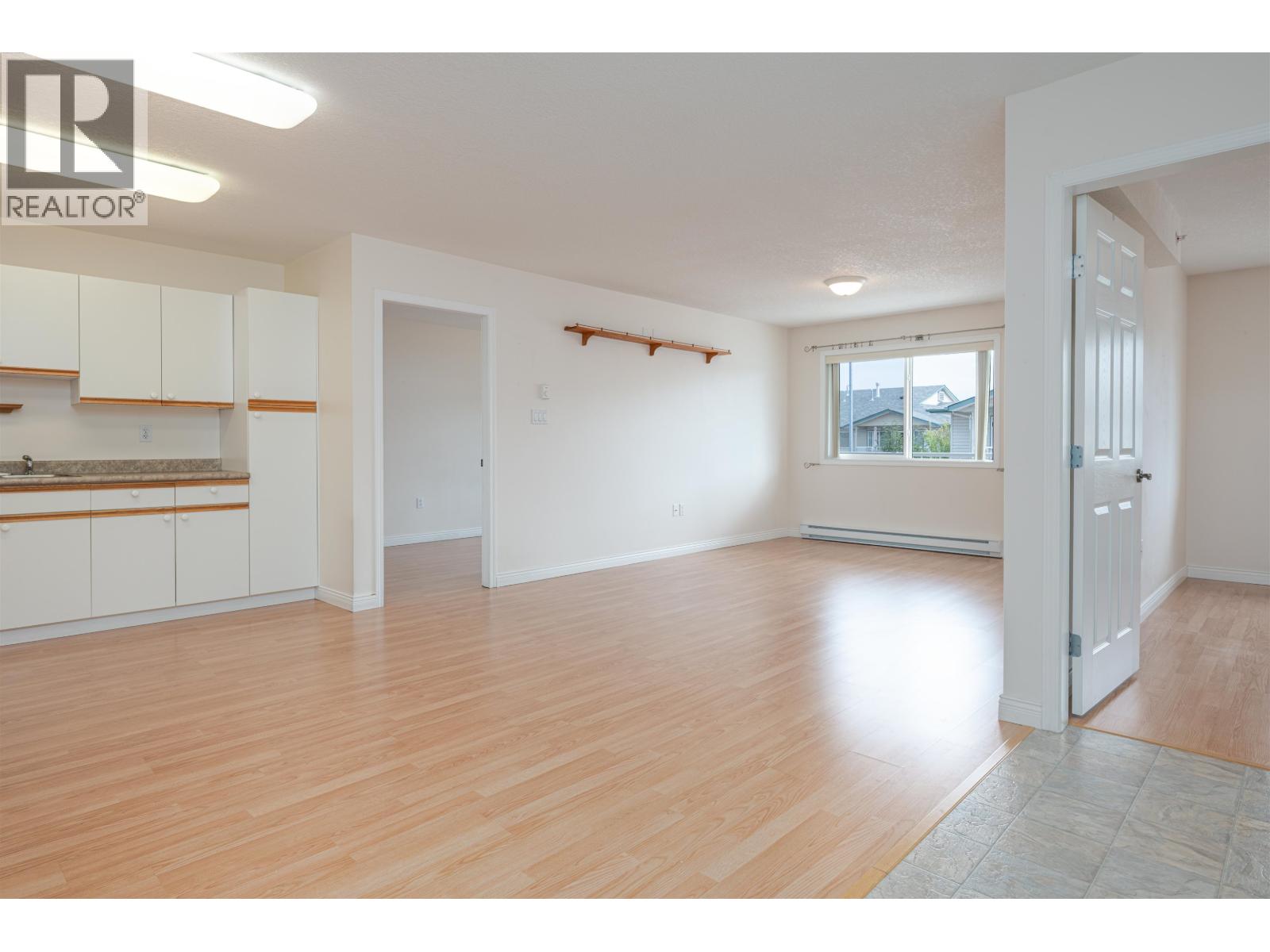 Photo 12 of 27 — 203 2912 HOPKINS ROAD · Prince George, BC