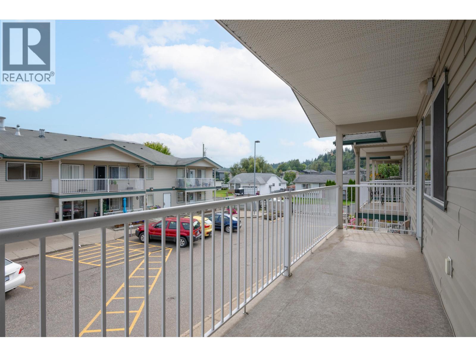 #203 2912 HOPKINS ROAD - 22