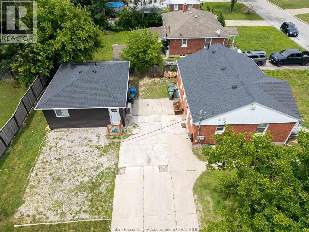 3495 LONGFELLOW AVENUE - 2