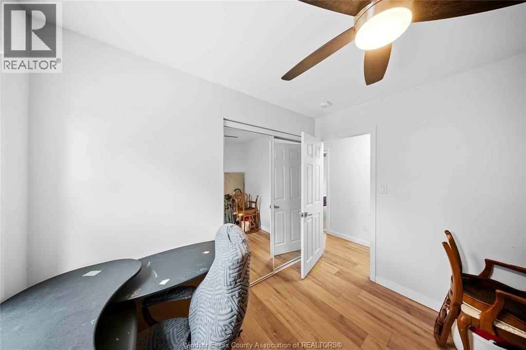 3495 LONGFELLOW AVENUE - 33