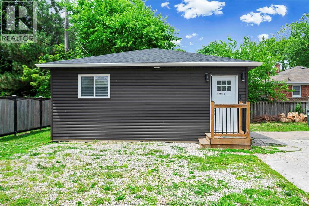 3495 LONGFELLOW AVENUE - 4