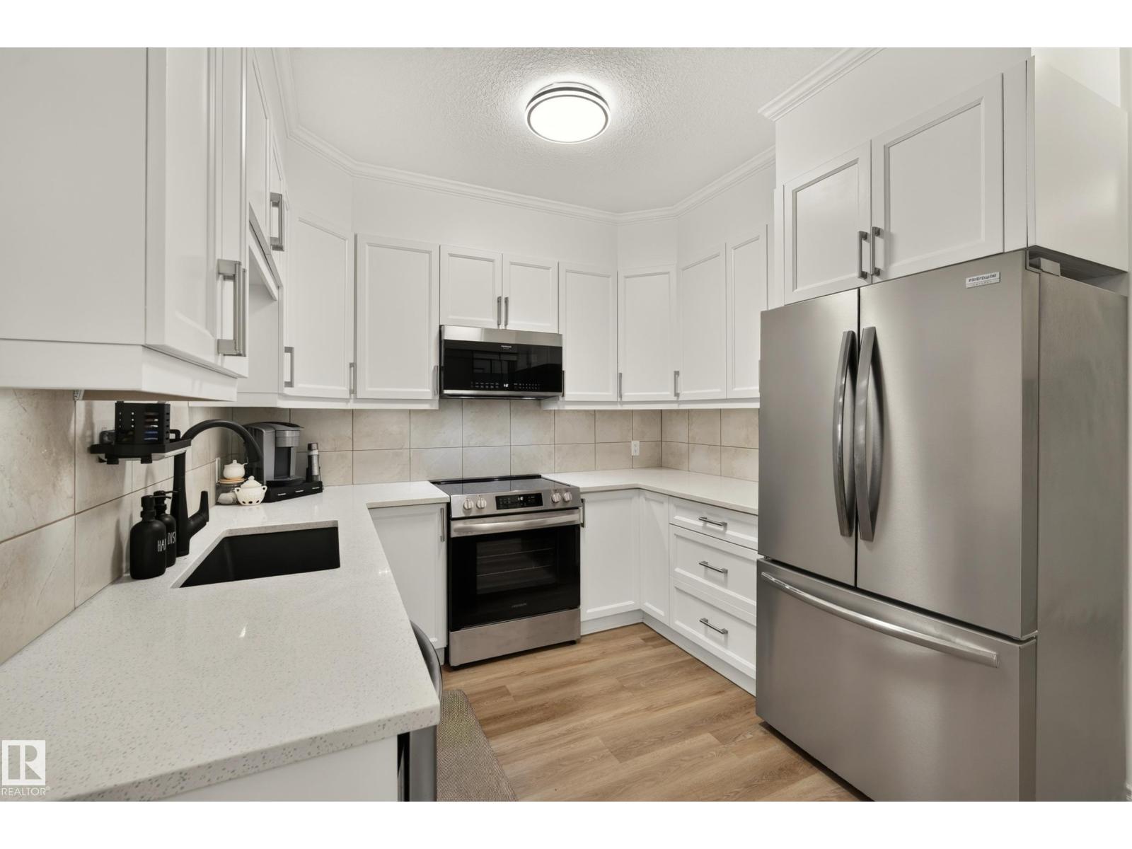 #9 175 MCCONACHIE DR NW - 16