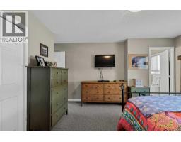 1302, 800 Yankee Valley Boulevard Se, Airdrie, AB T4A2L3 Photo 12