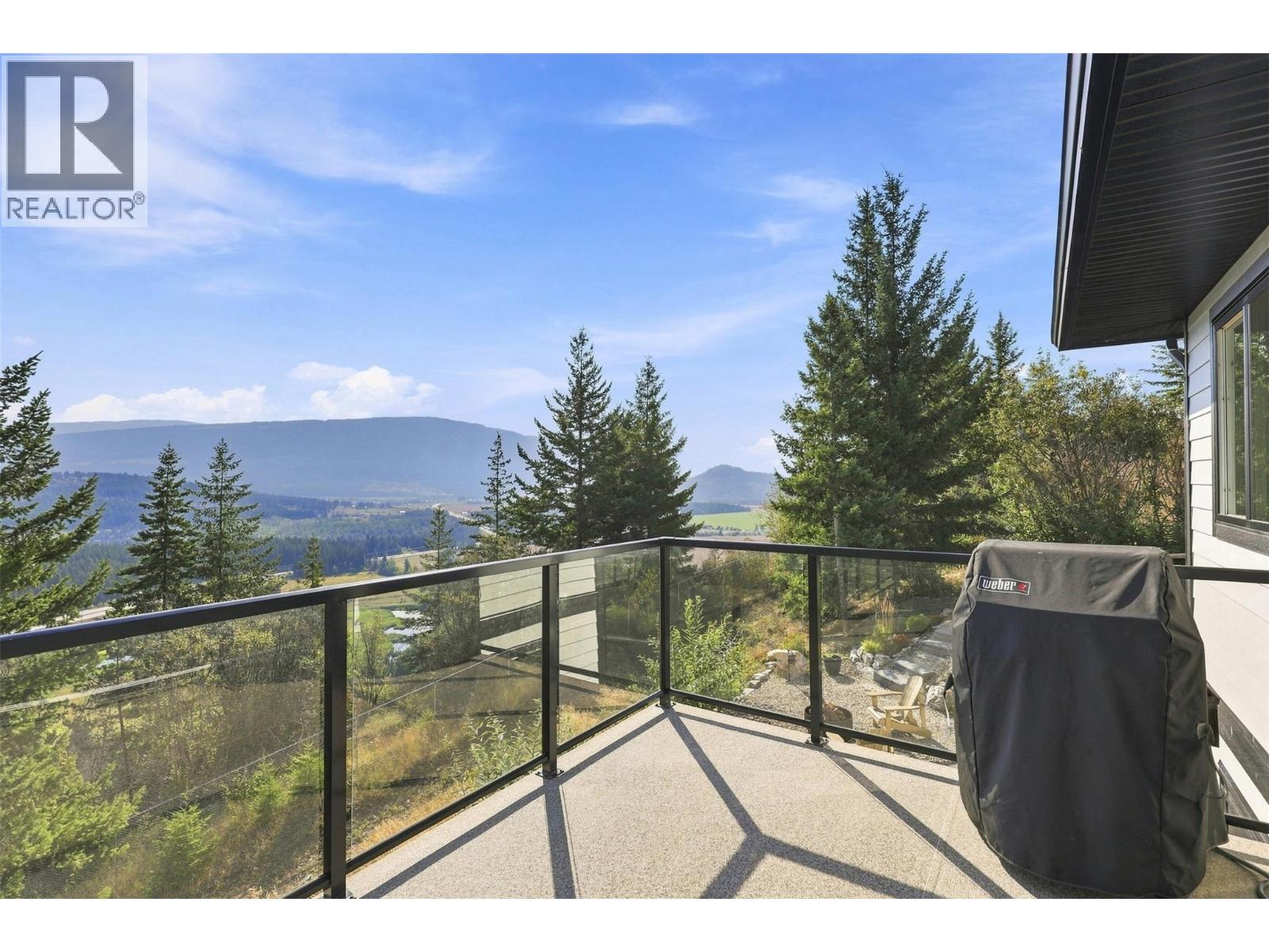 2486 HIGHLANDS Drive - Image 45