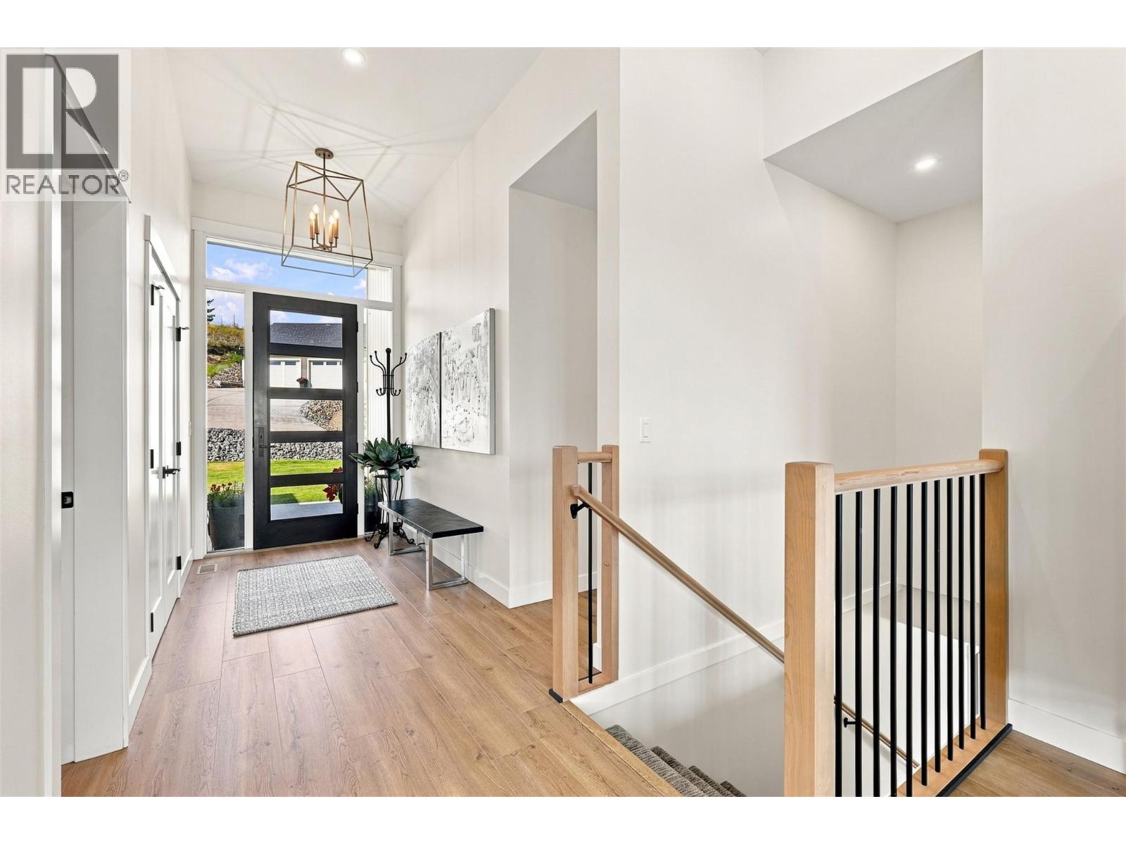 2486 HIGHLANDS Drive - 64