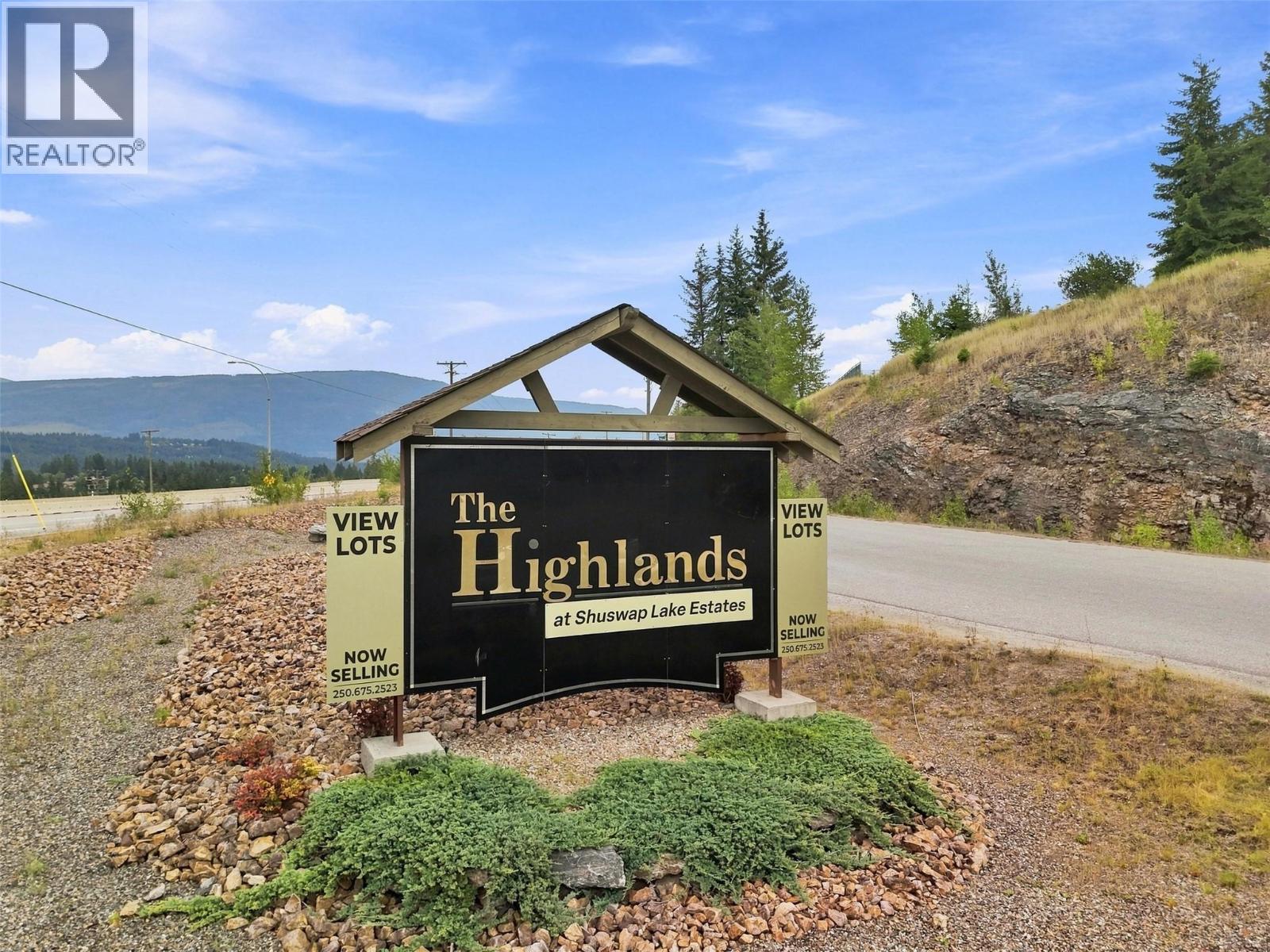 2486 HIGHLANDS Drive - Image 94