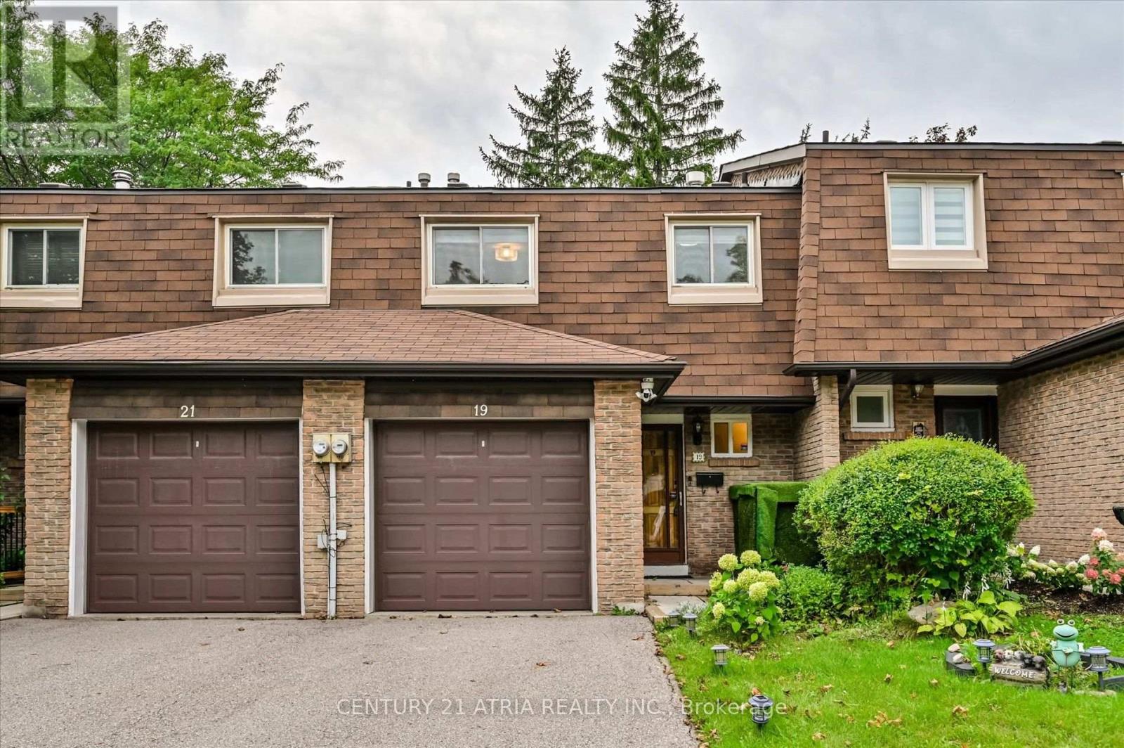 19 ASPENWOOD DRIVE - 1