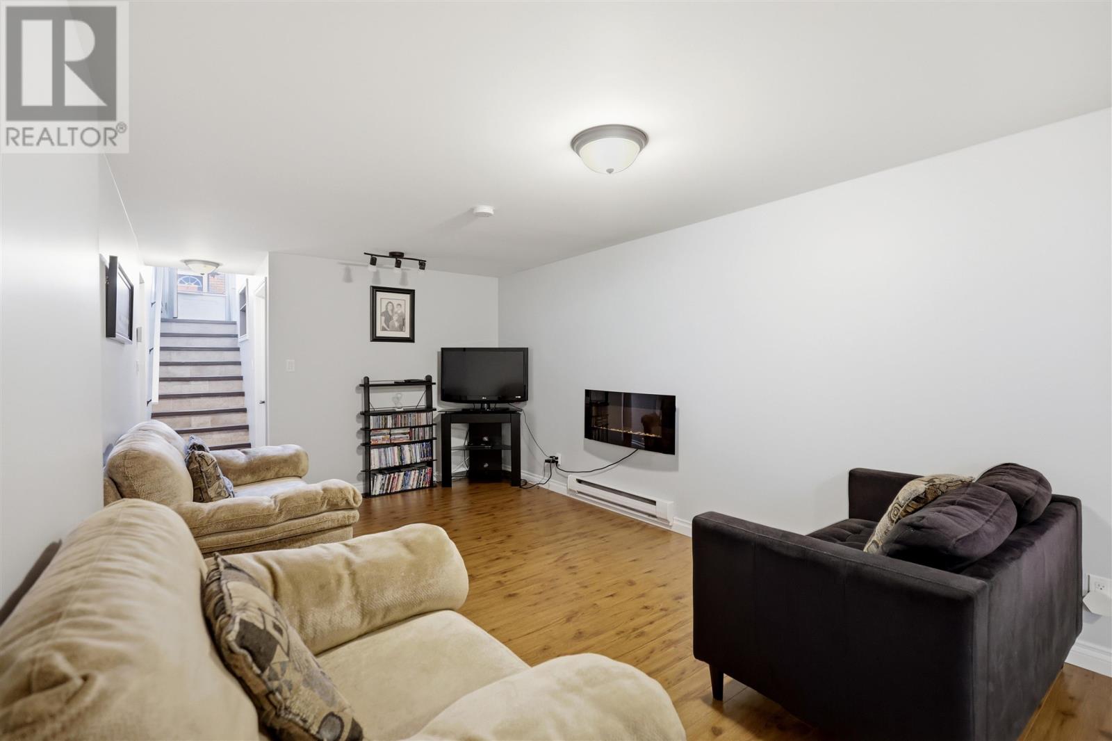 936 North ST - Image 28