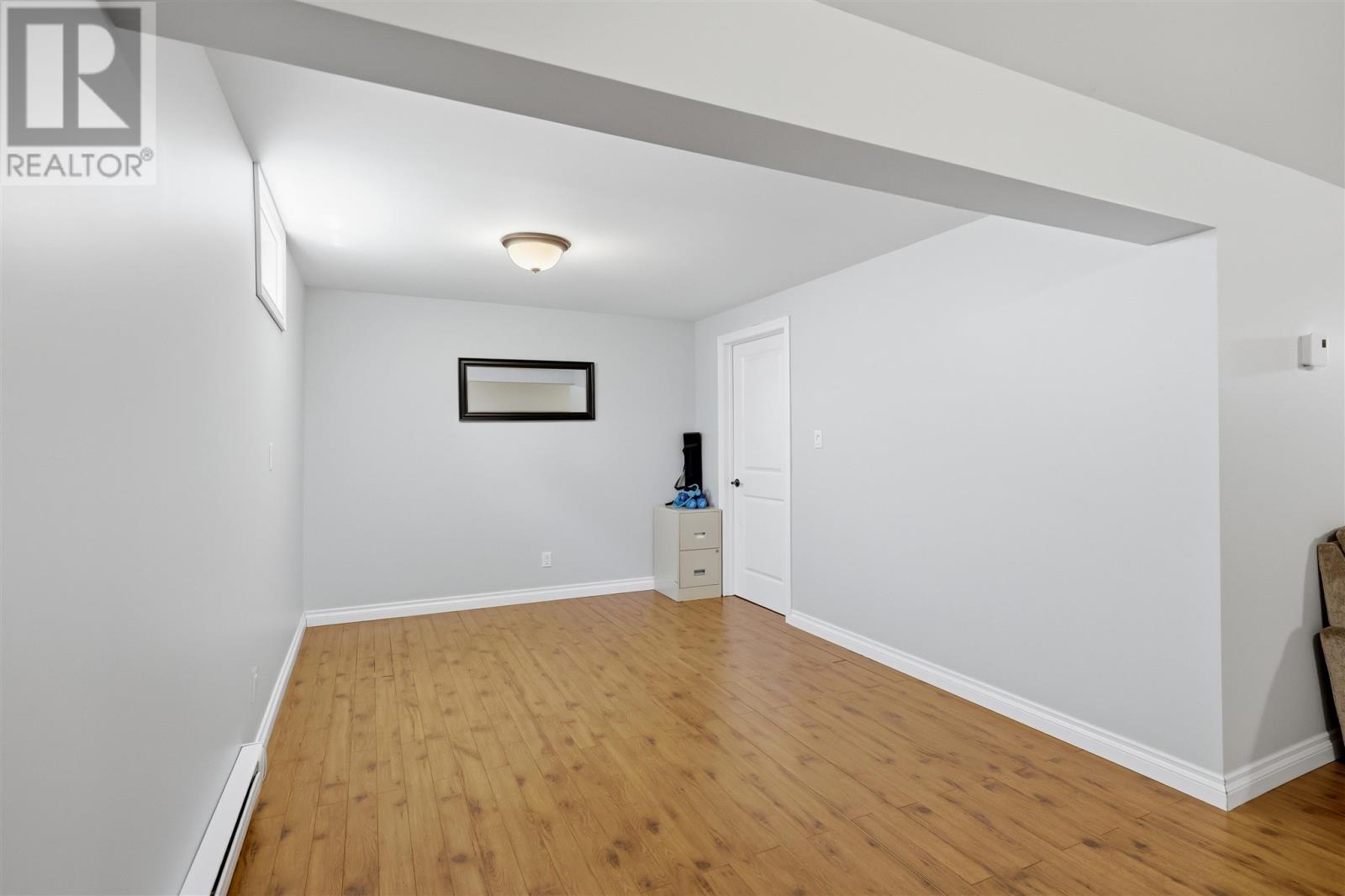 936 North ST - 30