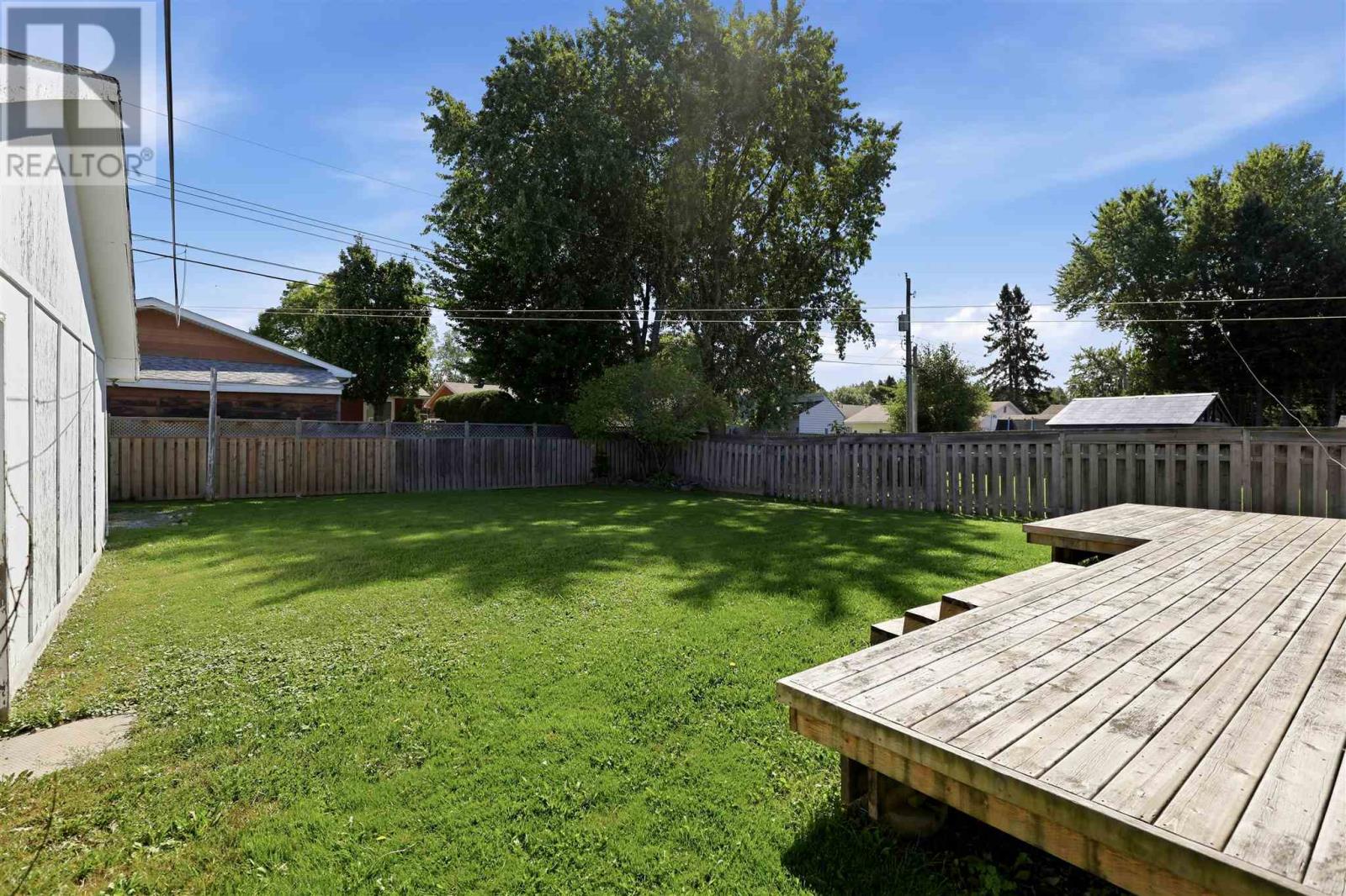 936 North ST - Image 35