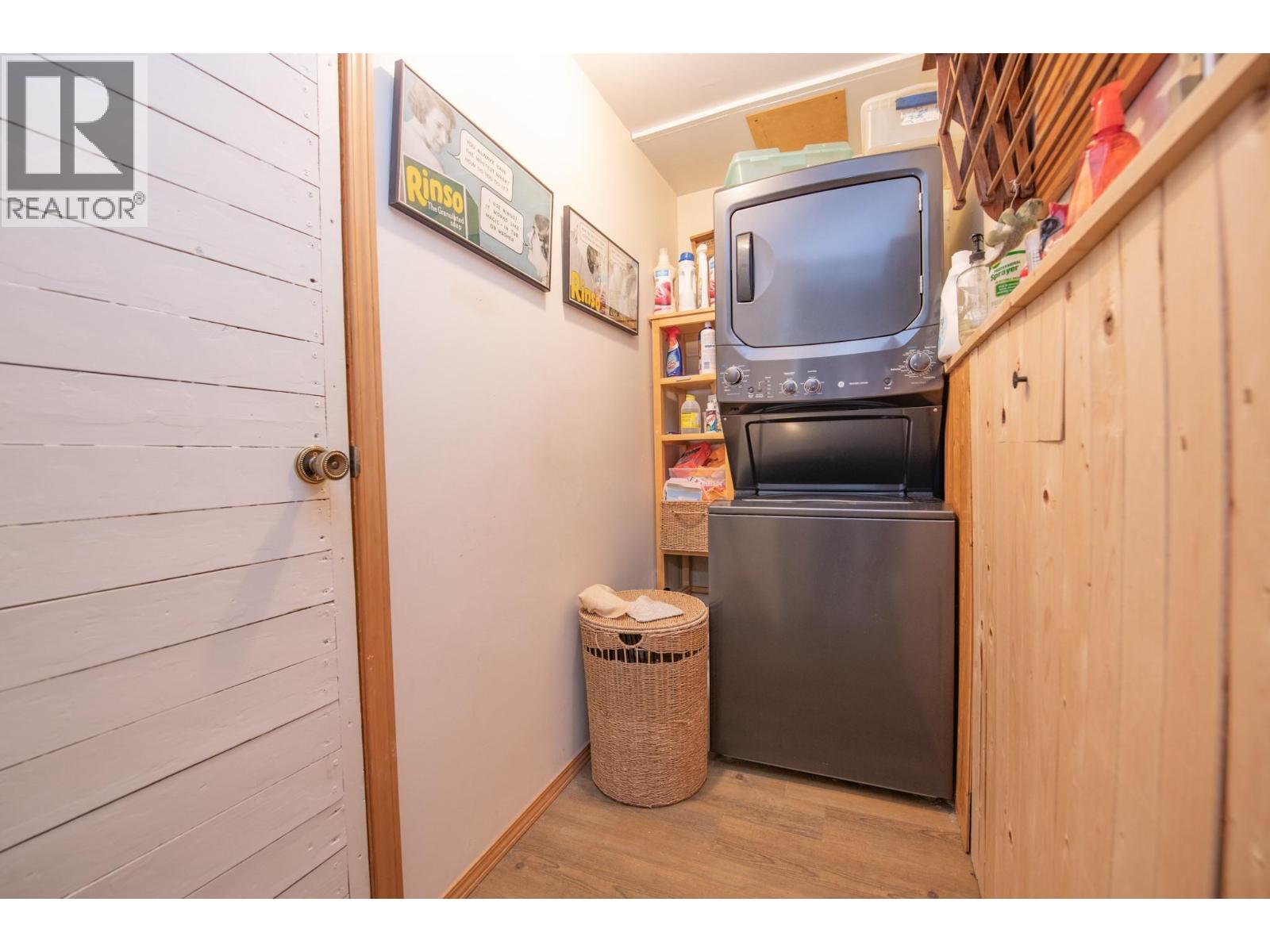 759 Heather Road - 27