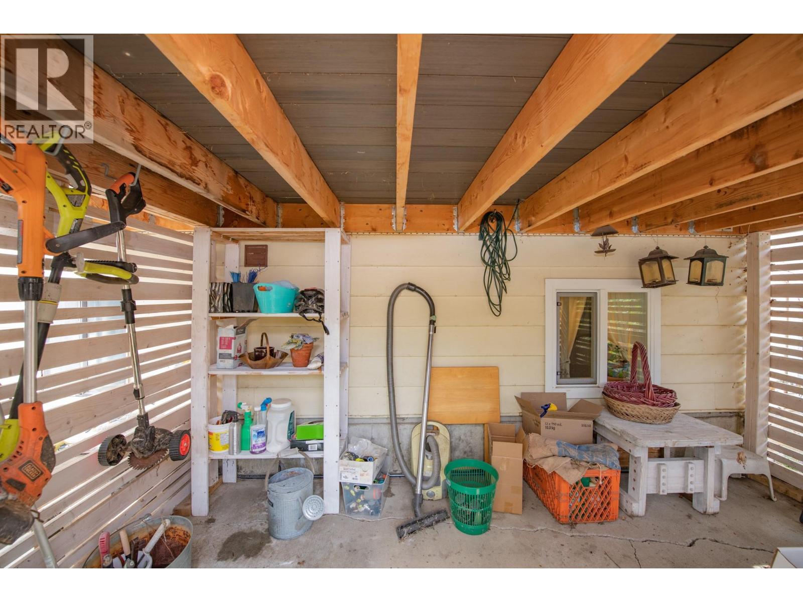 759 Heather Road - 43