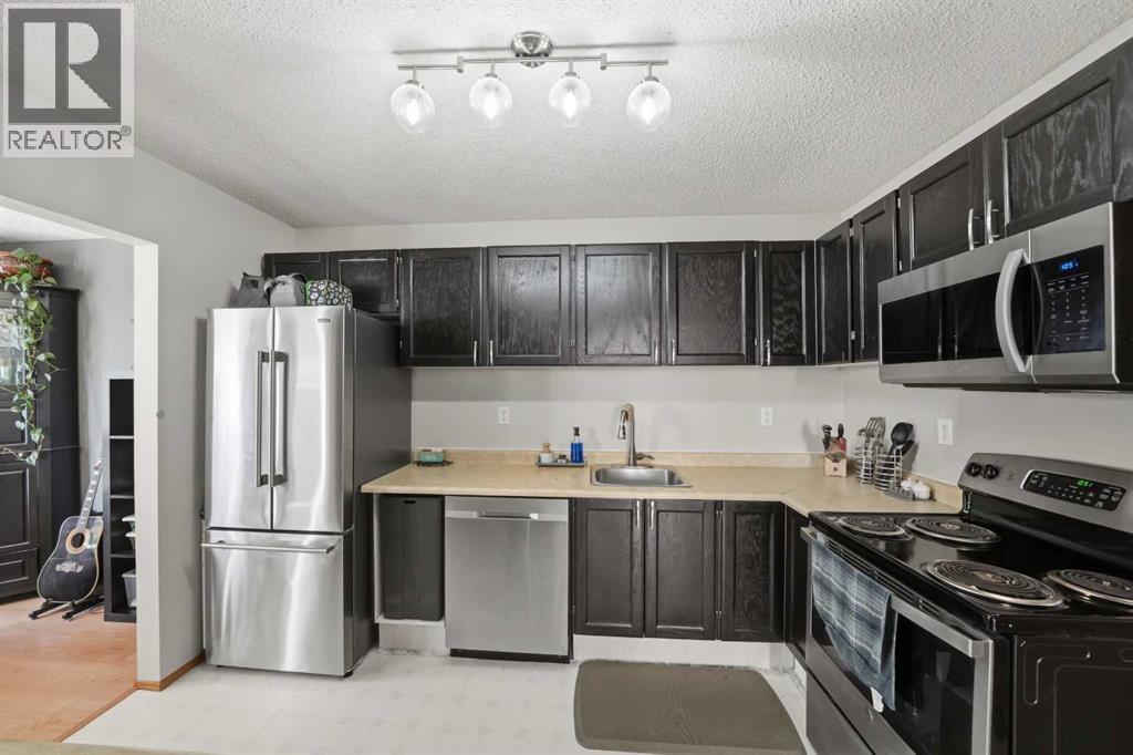 Listing photo – 113 Rupert Crescent, Red Deer